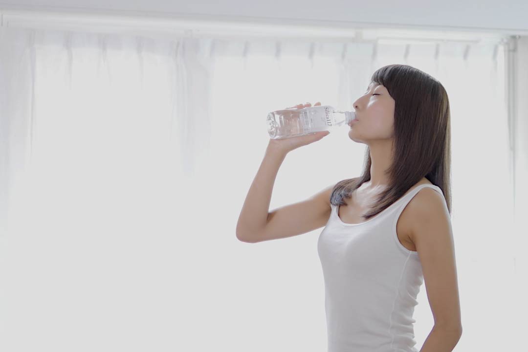 七十七萬石様「天然シリカ水『Silica117』」CM動画